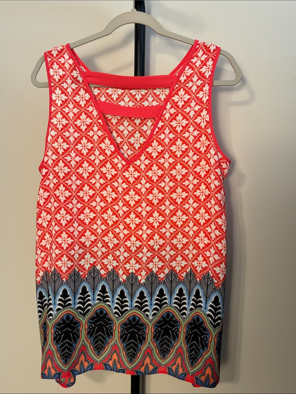 💕 Zac & Rachel Coral Red & White Floral Boho Mixed Print Sleeveless Blouse Large - Picture 2 of 6